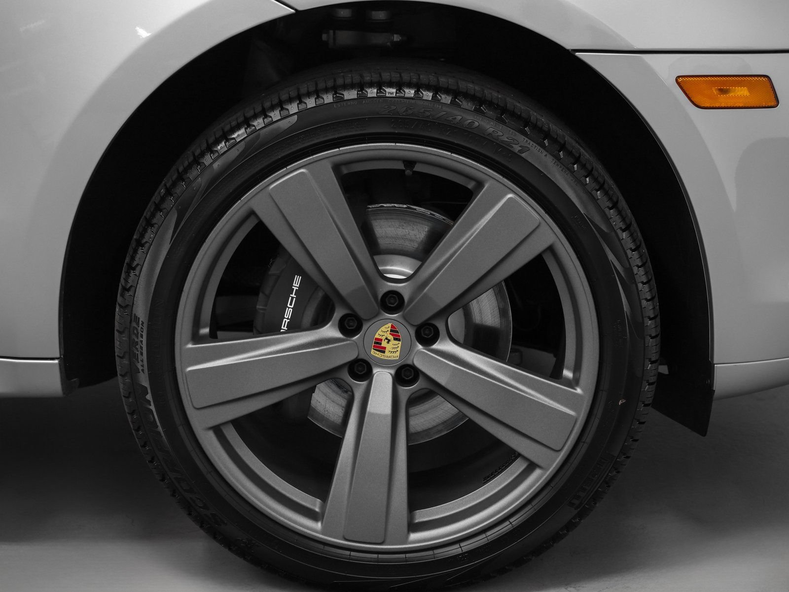 Certified 2026 Porsche Macan Turbo AWD/4WD image 17