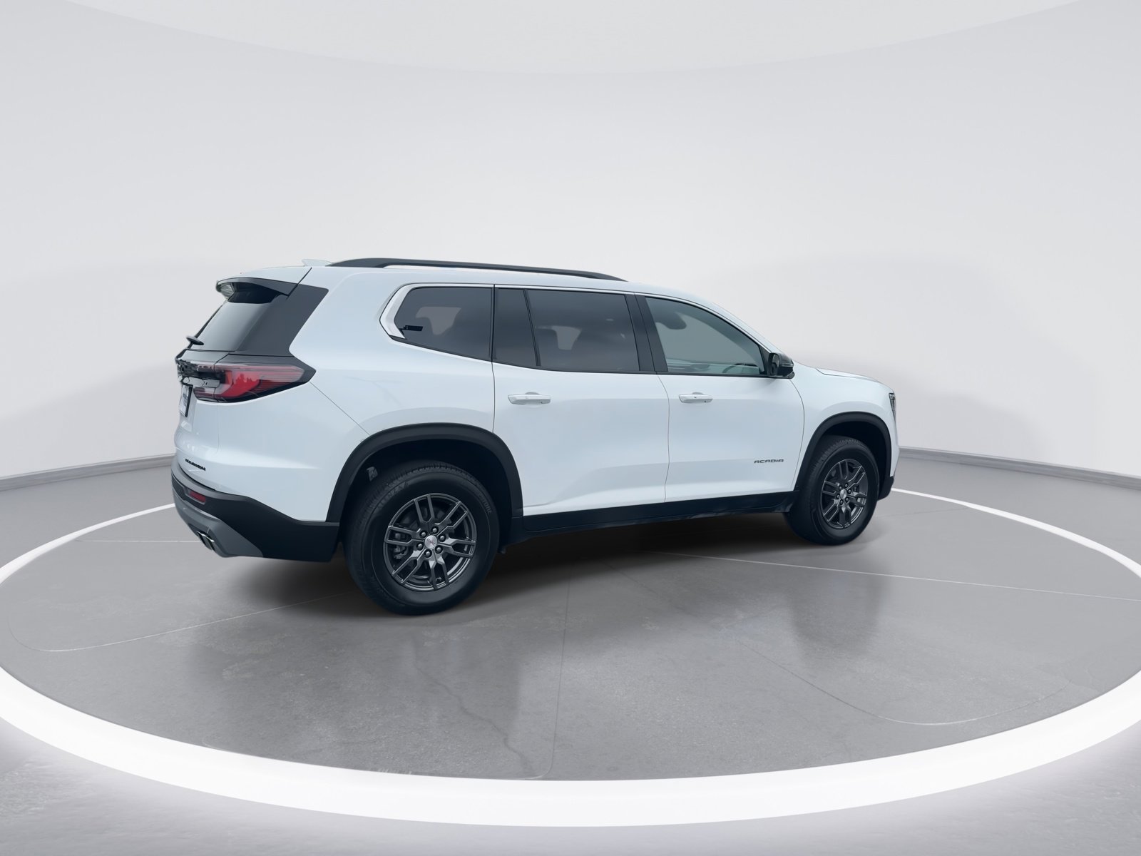Used 2025 GMC Acadia Elevation AWD/4WD image 9