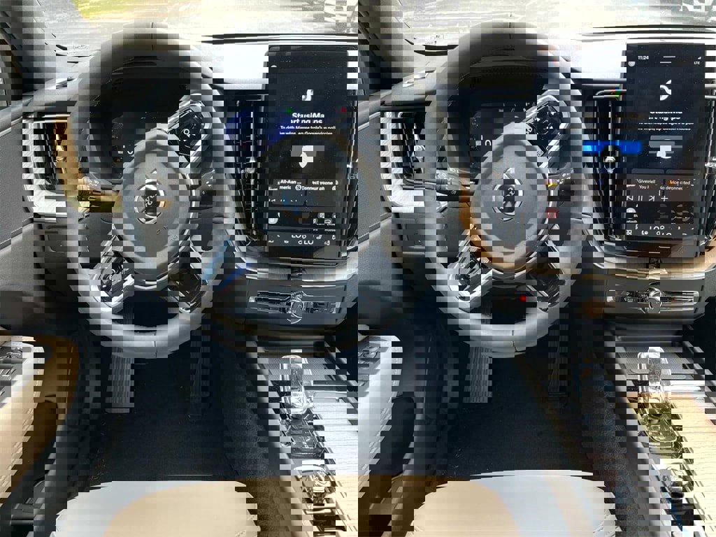 Certified 2026 Volvo XC60 B5 Plus w/ Protection Package Premier AWD/4WD image 14