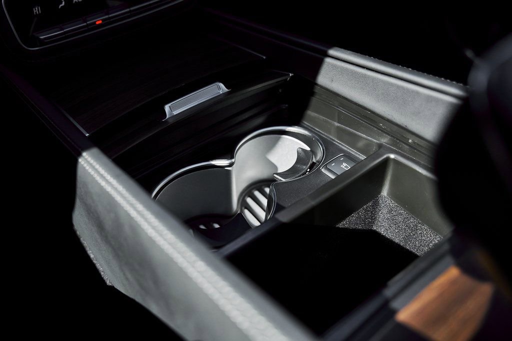 Used 2025 Mercedes-Benz Maybach GLS 600 4MATIC image 59