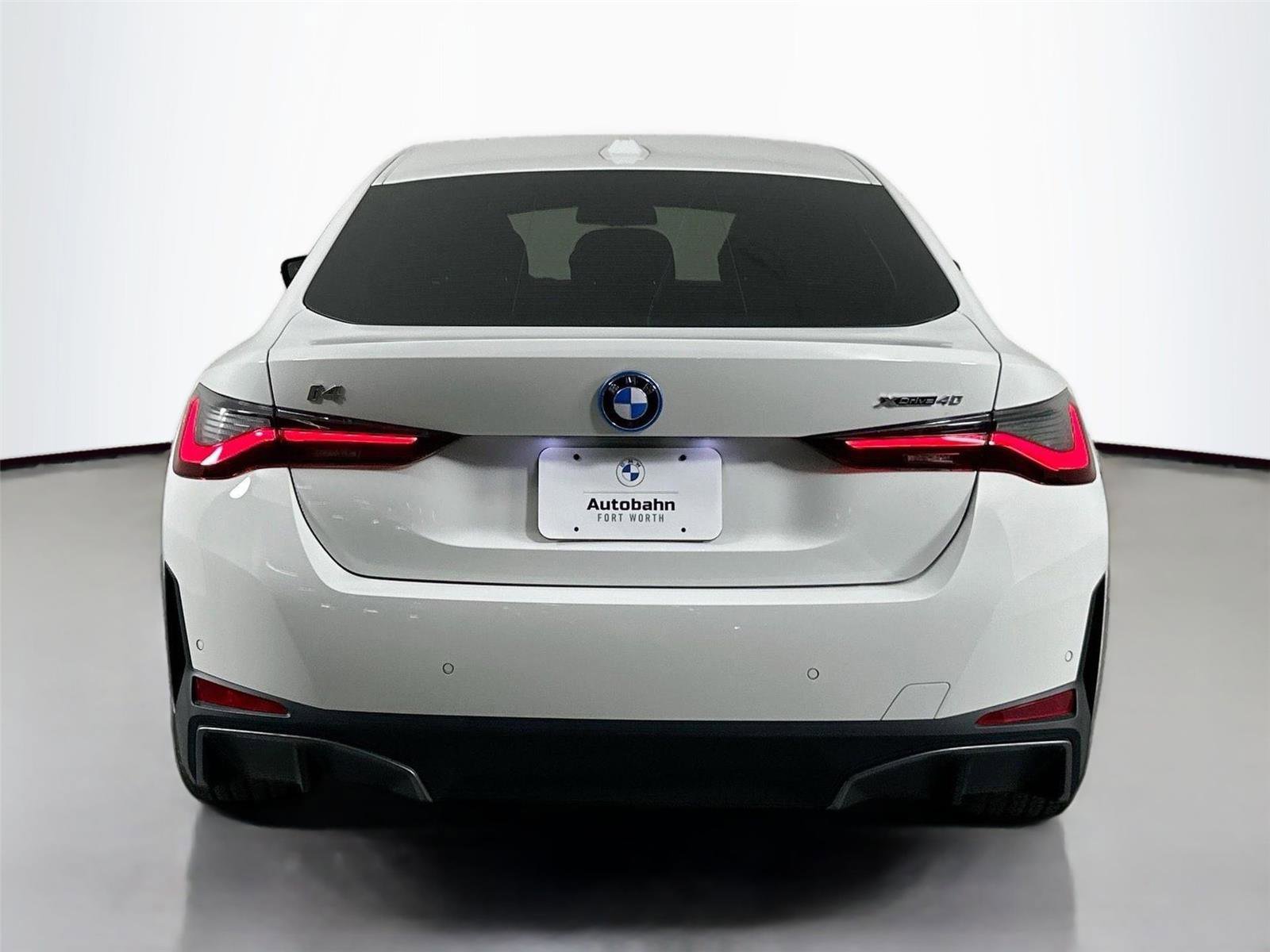 Used 2025 BMW i4 xDrive40i w/ Premium Package image 6
