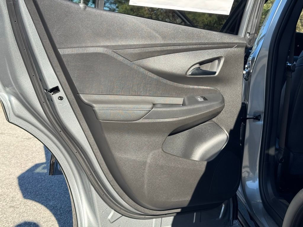 New 2026 Buick Envista Sport Touring FWD image 21