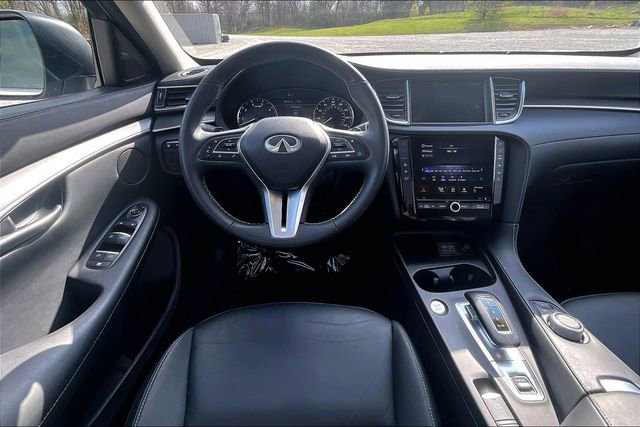 Used 2023 INFINITI QX50 Pure AWD/4WD image 5