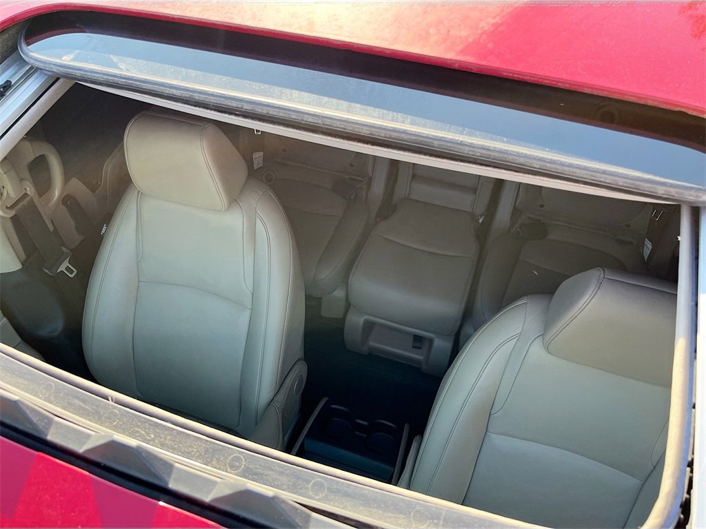 Used 2023 Honda Odyssey EX-L image 21