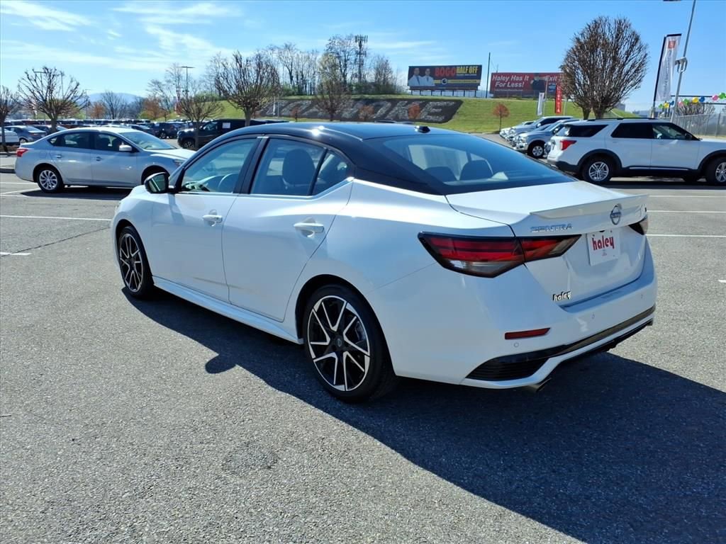 Used 2024 Nissan Sentra SR w/ SR Premium Package image 7