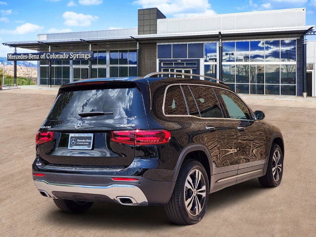 Used 2025 Mercedes-Benz GLB 250 GLB 250 image 5
