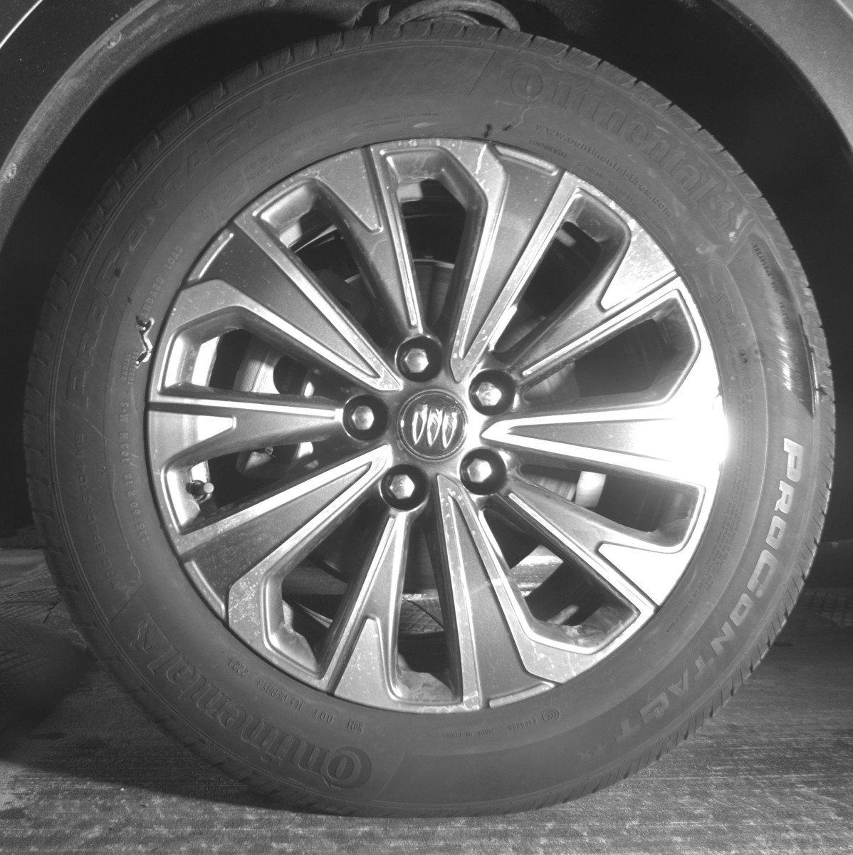 Used 2024 Buick Envision Preferred AWD/4WD image 12