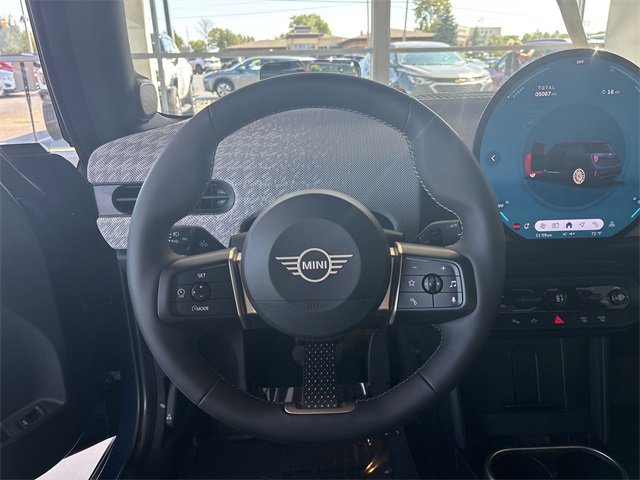 Used 2025 MINI Cooper S image 33