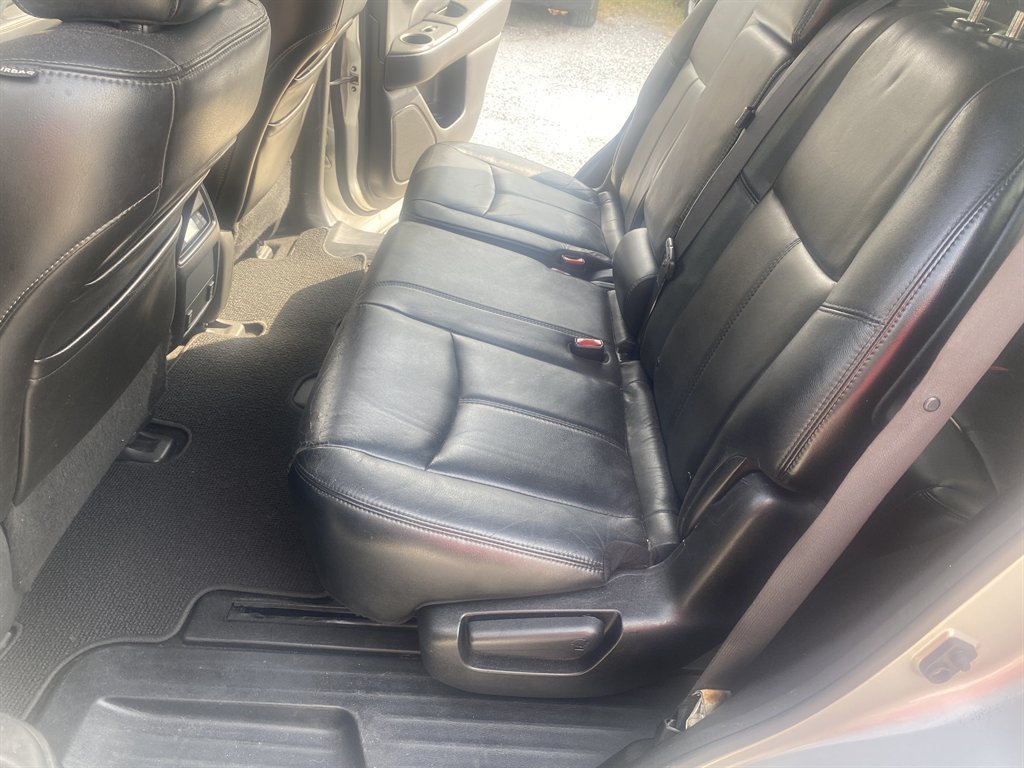 Used 2013 Nissan Pathfinder SL FWD image 14