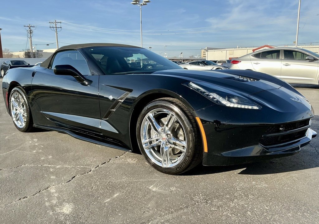 Used 2017 Chevrolet Corvette Stingray Convertible w/ 3LT Preferred Equipment Group image 8
