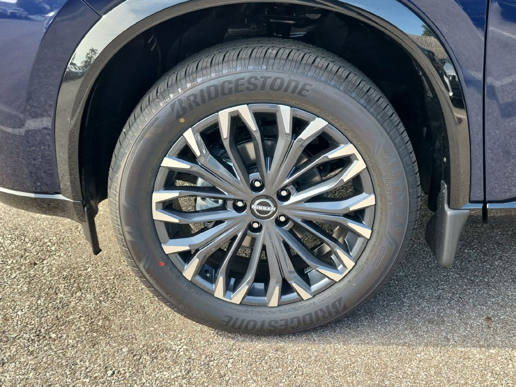 New 2026 Nissan Rogue Platinum w/ Platinum Premium Package AWD/4WD image 13