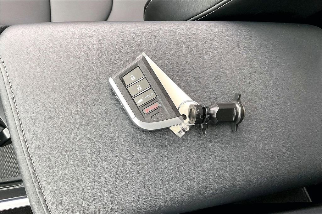 Certified 2025 Acura ADX FWD image 12