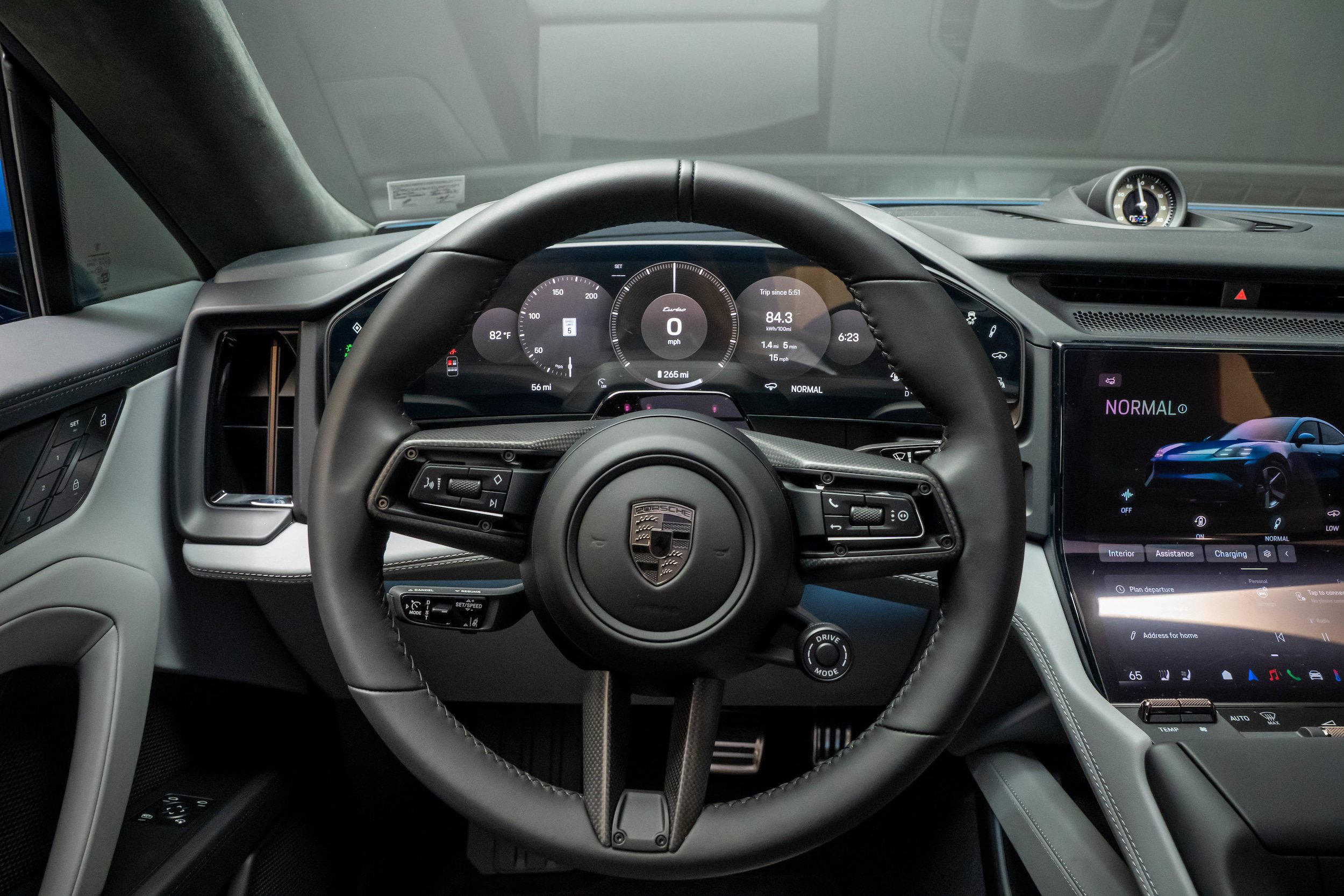 New 2026 Porsche Cayenne Turbo AWD/4WD image 21