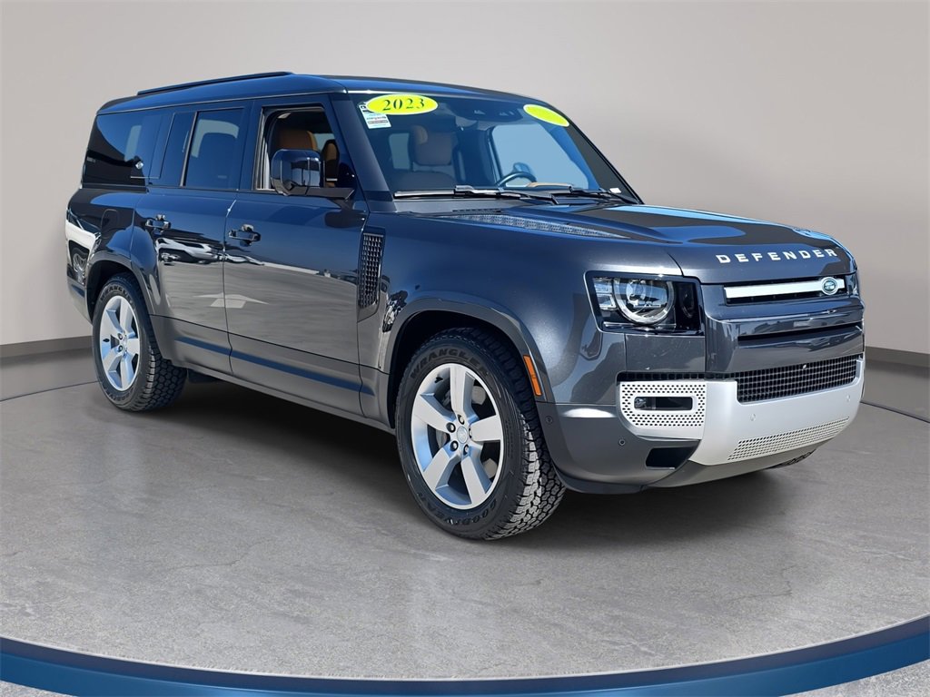 Used 2023 Land Rover Defender 130 First Edition image 3