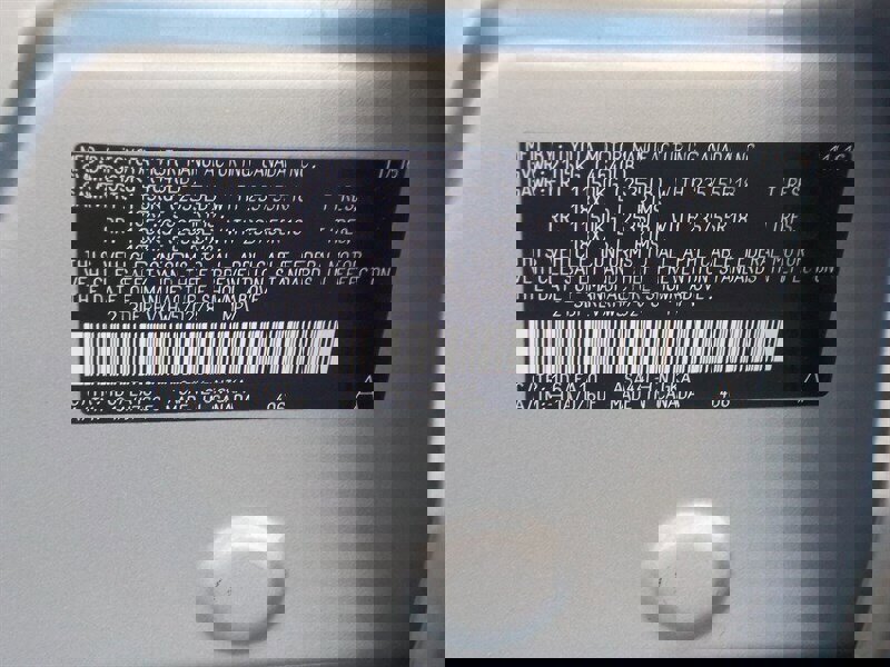 Used 2017 Toyota RAV4 Limited image 25