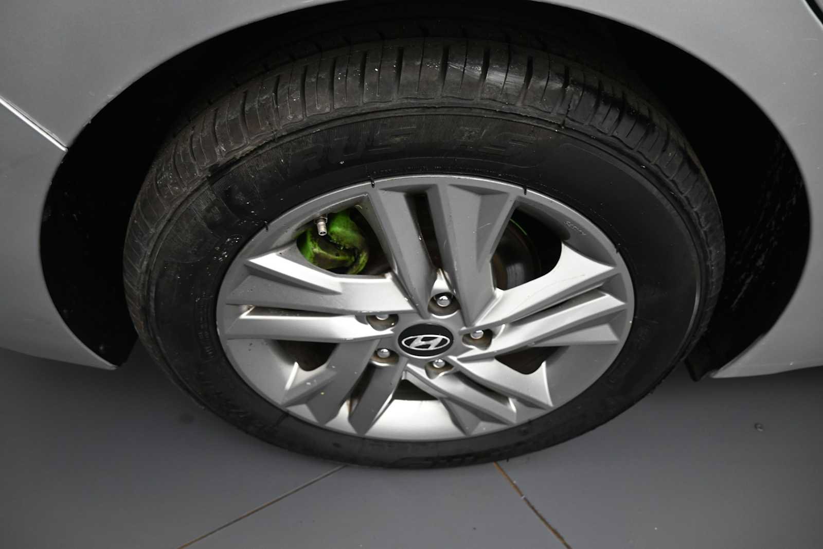 Used 2019 Hyundai Elantra Value Edition FWD image 13