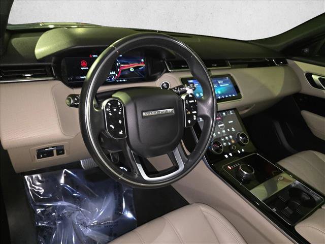 Certified 2020 Land Rover Range Rover Velar R-Dynamic S image 17