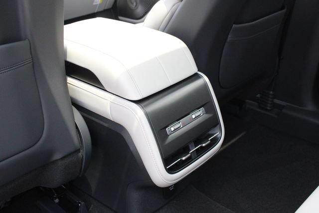 New 2026 Lincoln Nautilus Reserve AWD/4WD image 24
