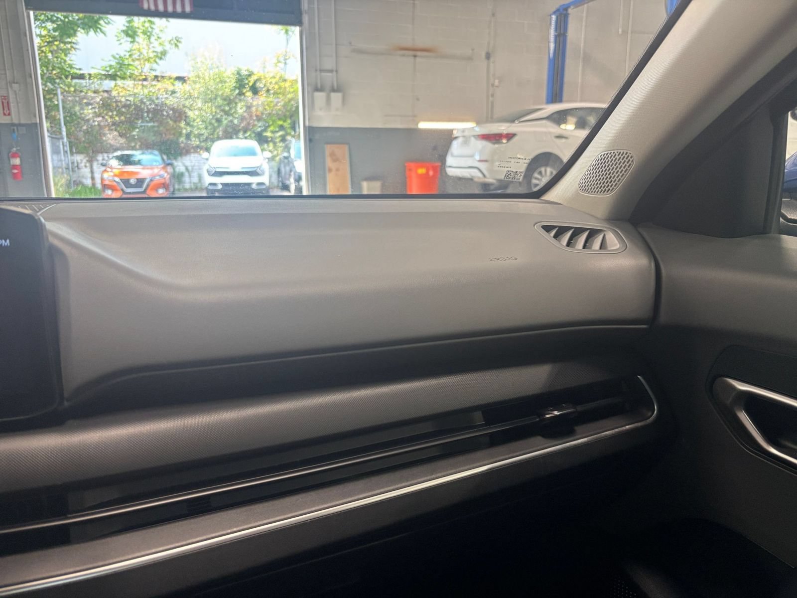 Used 2025 Kia K4 FWD image 33