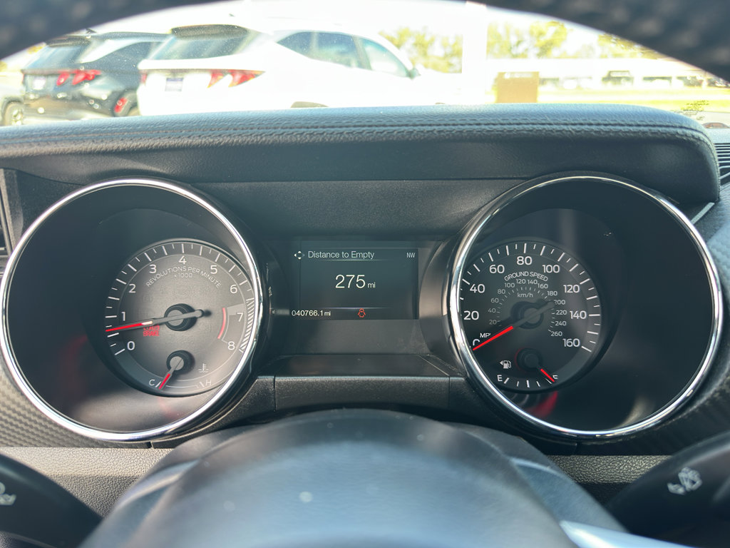 Used 2017 Ford Mustang Coupe image 17