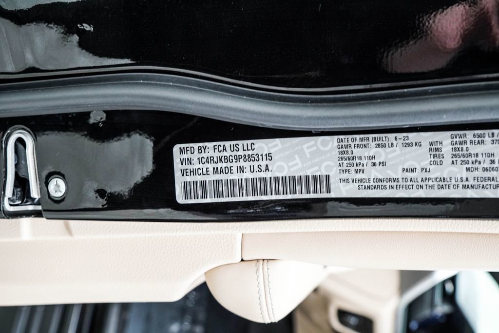 Used 2023 Jeep Grand Cherokee L Limited image 46