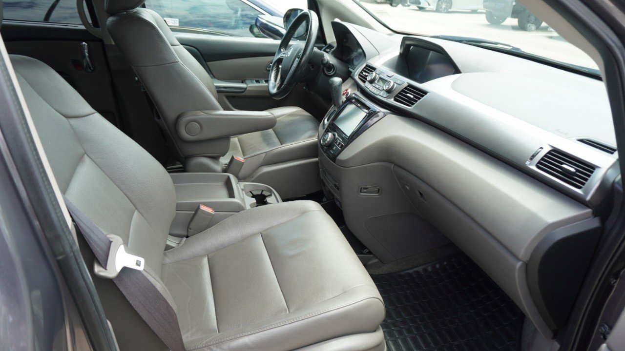 Used 2015 Honda Odyssey Touring image 9