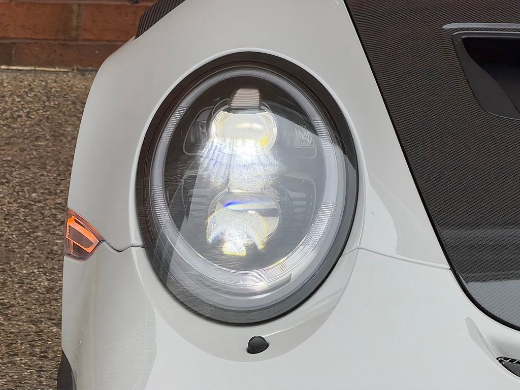 Certified 2018 Porsche 911 GT2 RS image 12