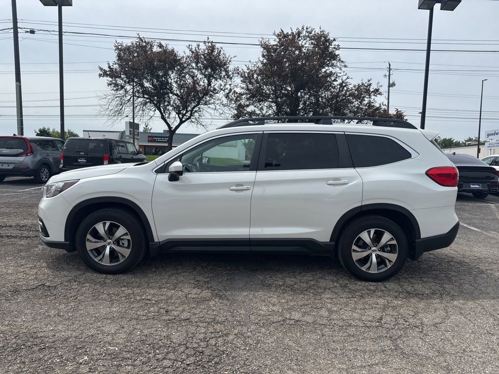 Used 2022 Subaru Ascent Premium w/ Convenience Package AWD/4WD image 2