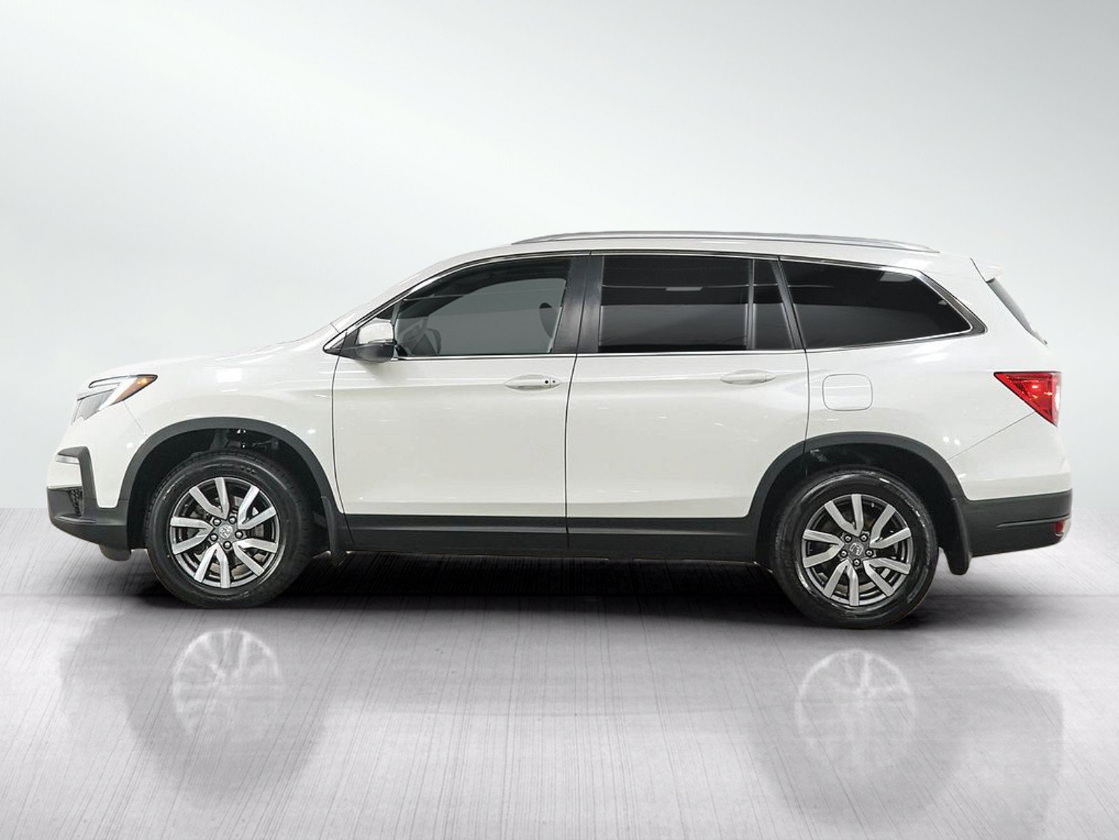 Used 2022 Honda Pilot Black Edition image 2
