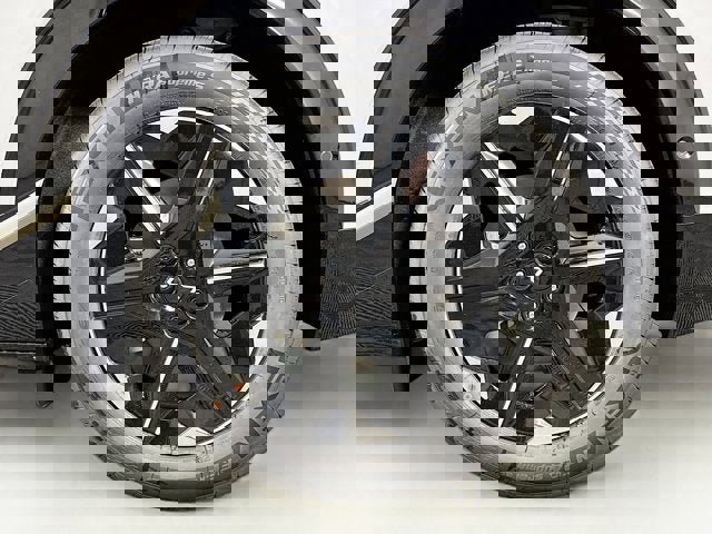 New 2025 Kia EV6 Wind image 10