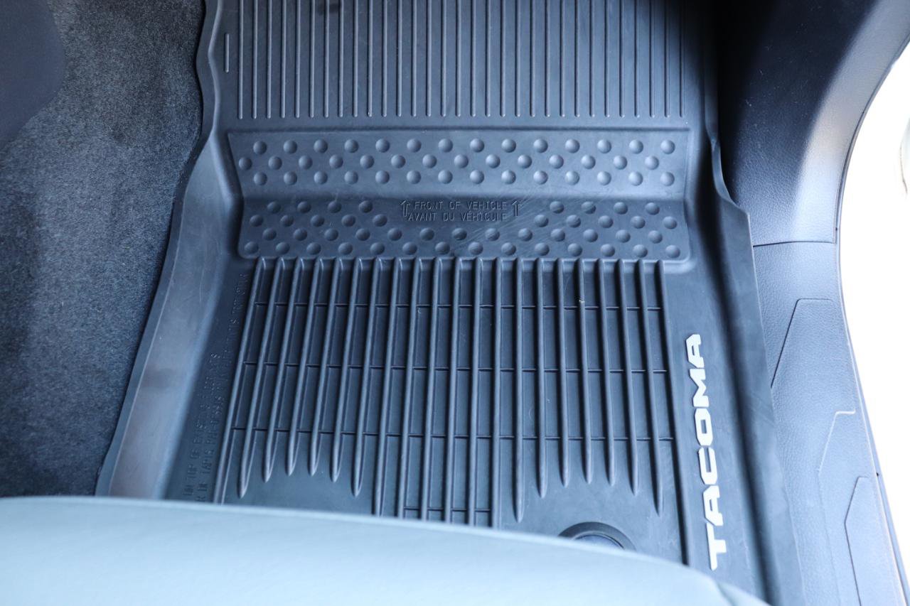 Used 2018 Toyota Tacoma TRD Sport image 66