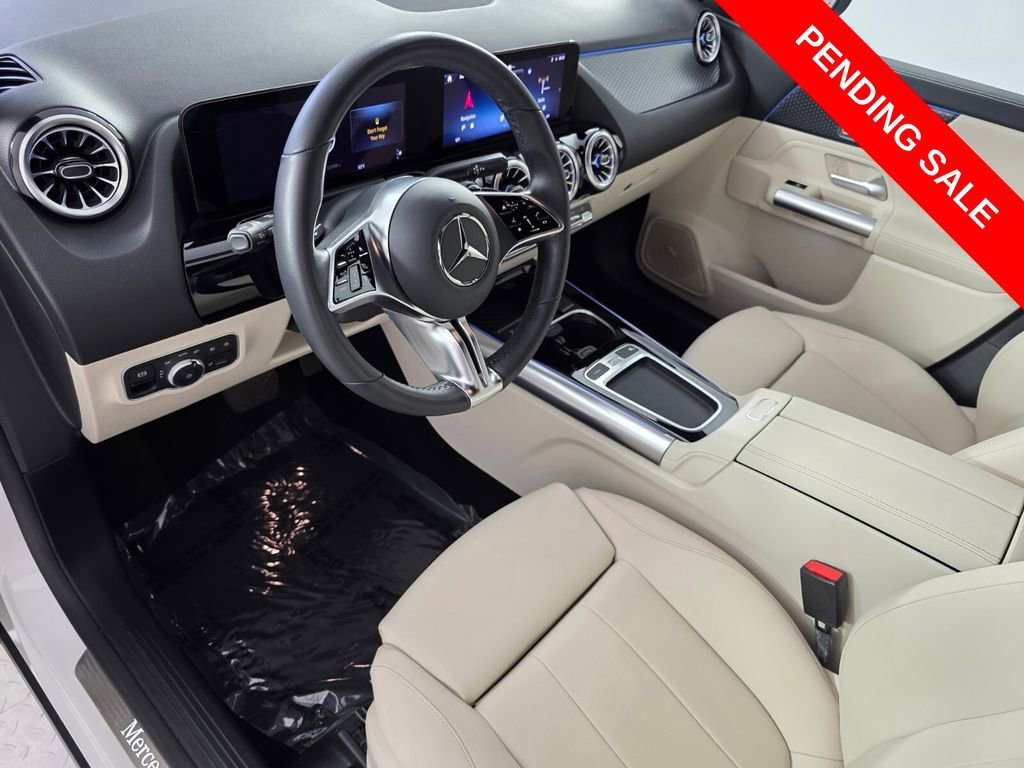 Certified 2025 Mercedes-Benz GLA 250 image 10