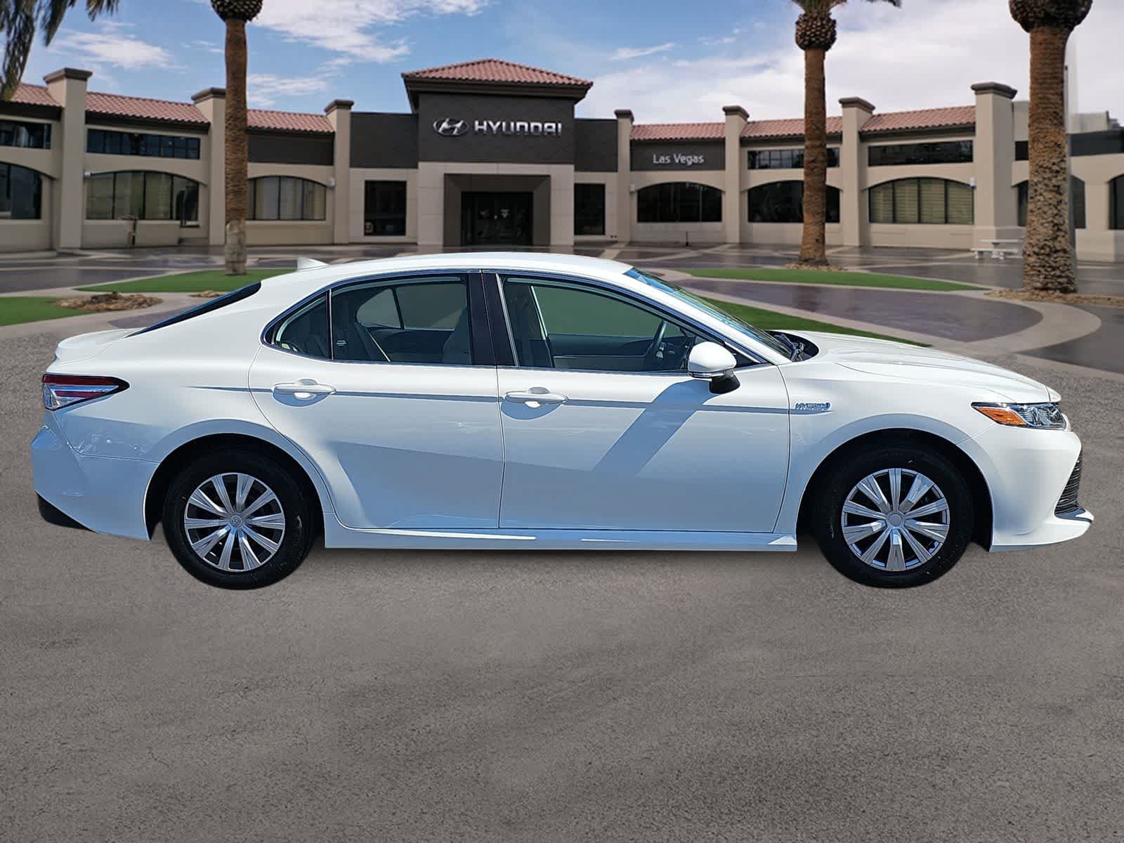 Used 2020 Toyota Camry LE w/ Fleet Convenience Package FWD image 9