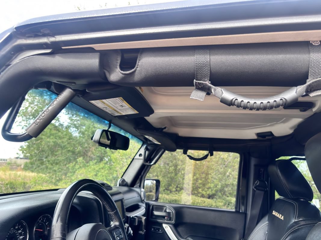 Used 2013 Jeep Wrangler Unlimited Sahara w/ Dual Top Group AWD/4WD image 23