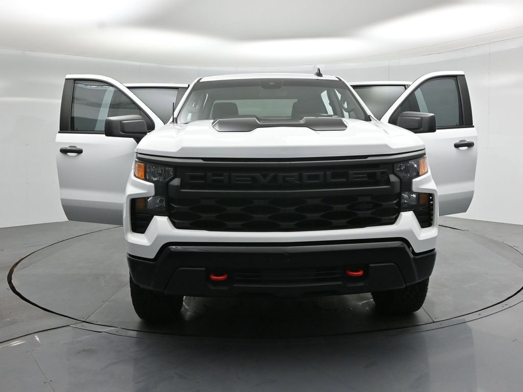 Used 2024 Chevrolet Silverado 1500 Custom Trail Boss w/ LPO, Dark Essentials Package AWD/4WD image 32