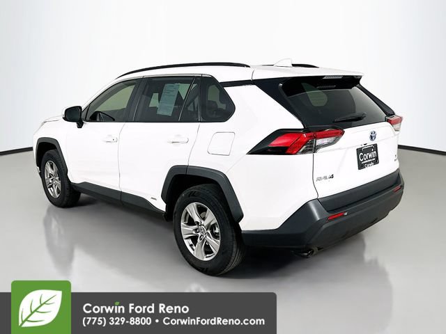 Used 2024 Toyota RAV4 XLE AWD/4WD image 6