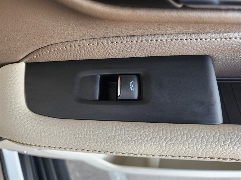 Used 2023 GMC Yukon Denali w/ LPO, Floor Liner Package RWD image 69
