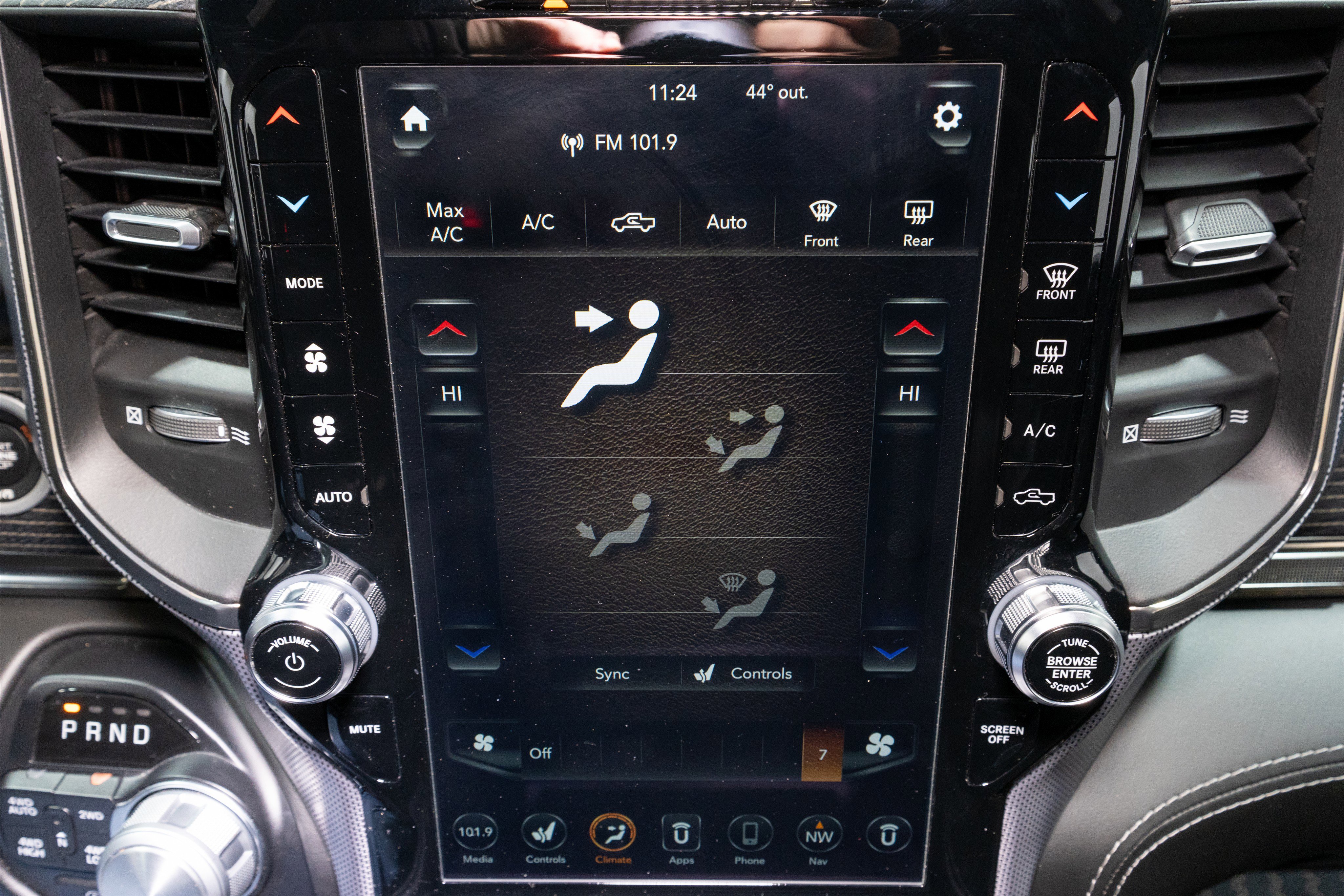 Used 2020 RAM 1500 Limited AWD/4WD image 25