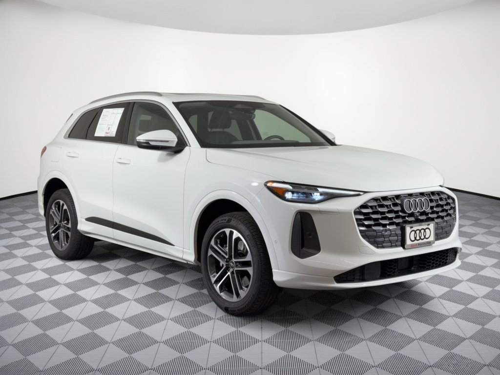 Used 2025 Audi Q5 Premium Plus w/ Premium Plus AWD/4WD image 7
