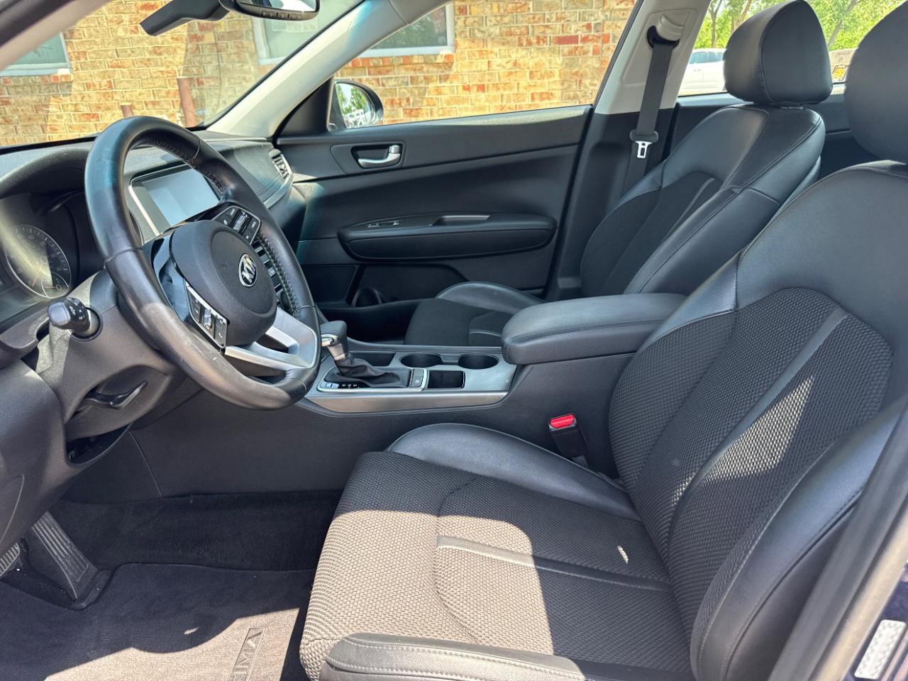 Used 2020 Kia Optima S FWD image 17