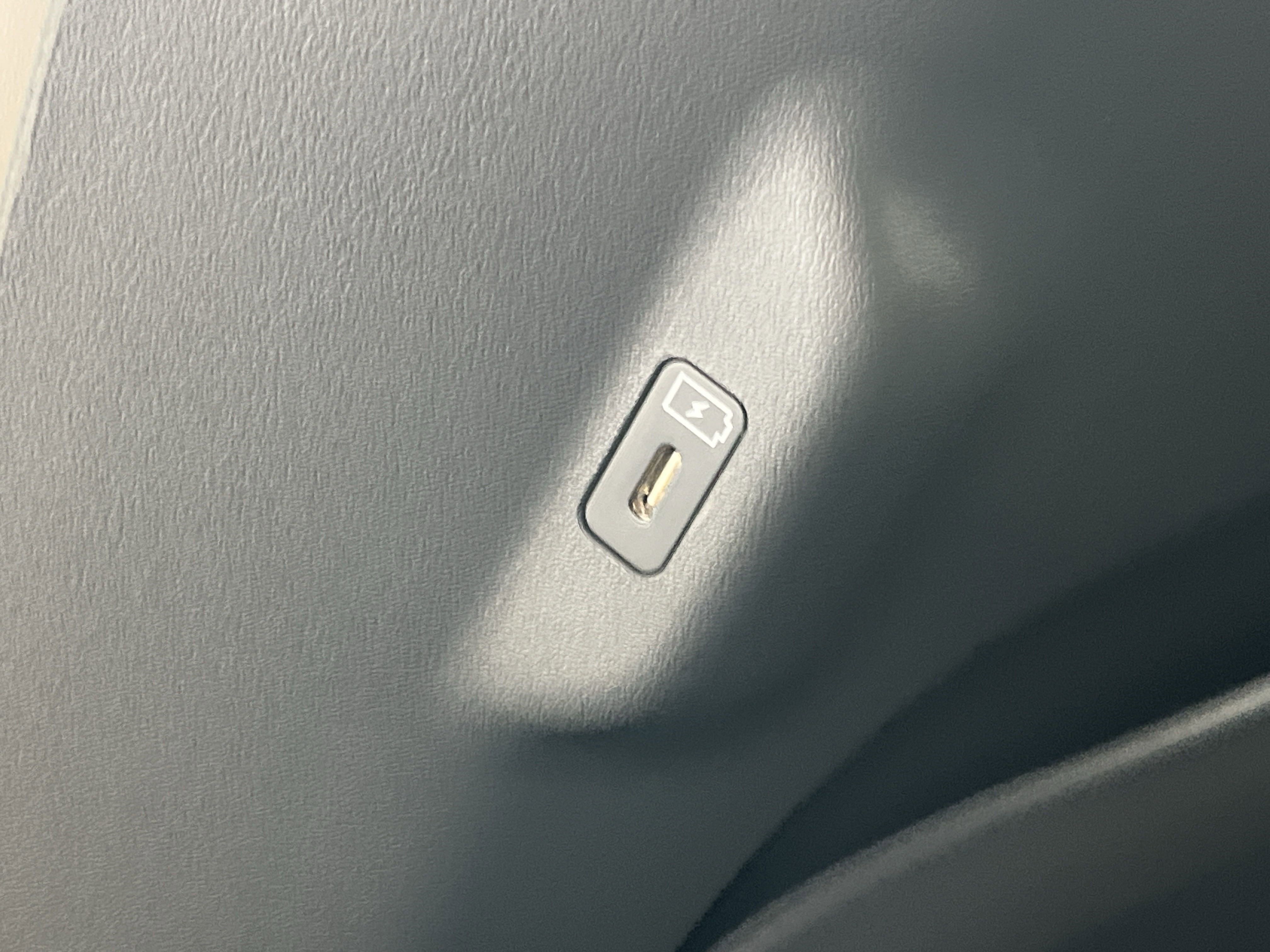 New 2026 Kia EV9 Wind image 24