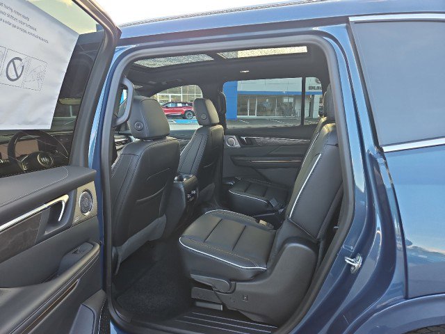 New 2026 Buick Enclave Avenir image 15