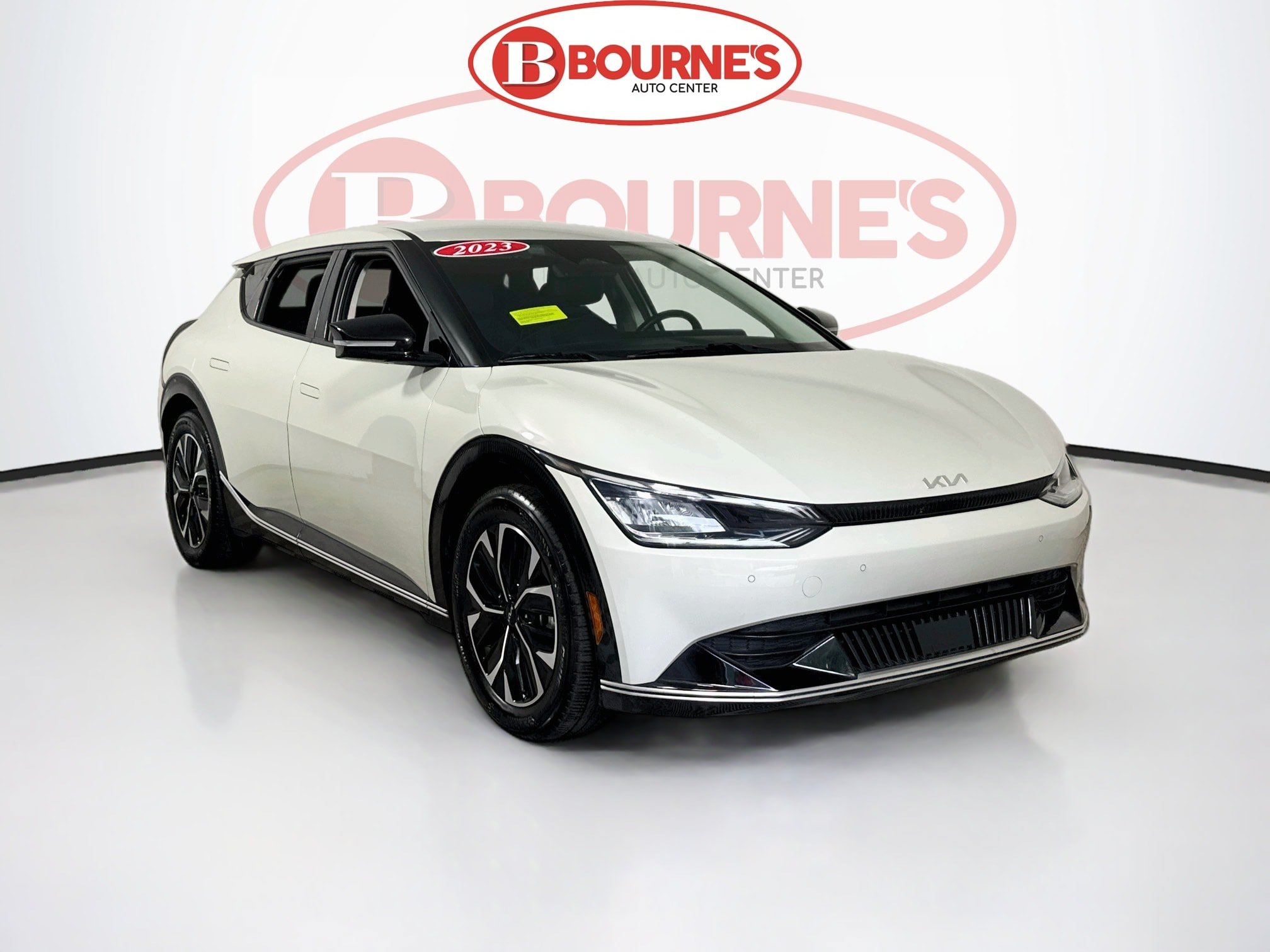 Used 2023 Kia EV6 Wind AWD/4WD image 1