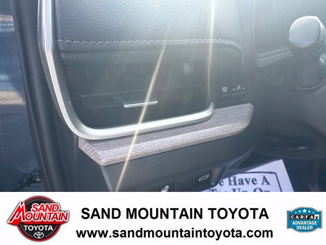 Used 2024 Toyota Grand Highlander FWD image 13