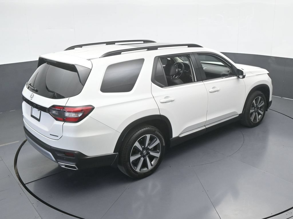 Used 2025 Honda Pilot Touring image 57