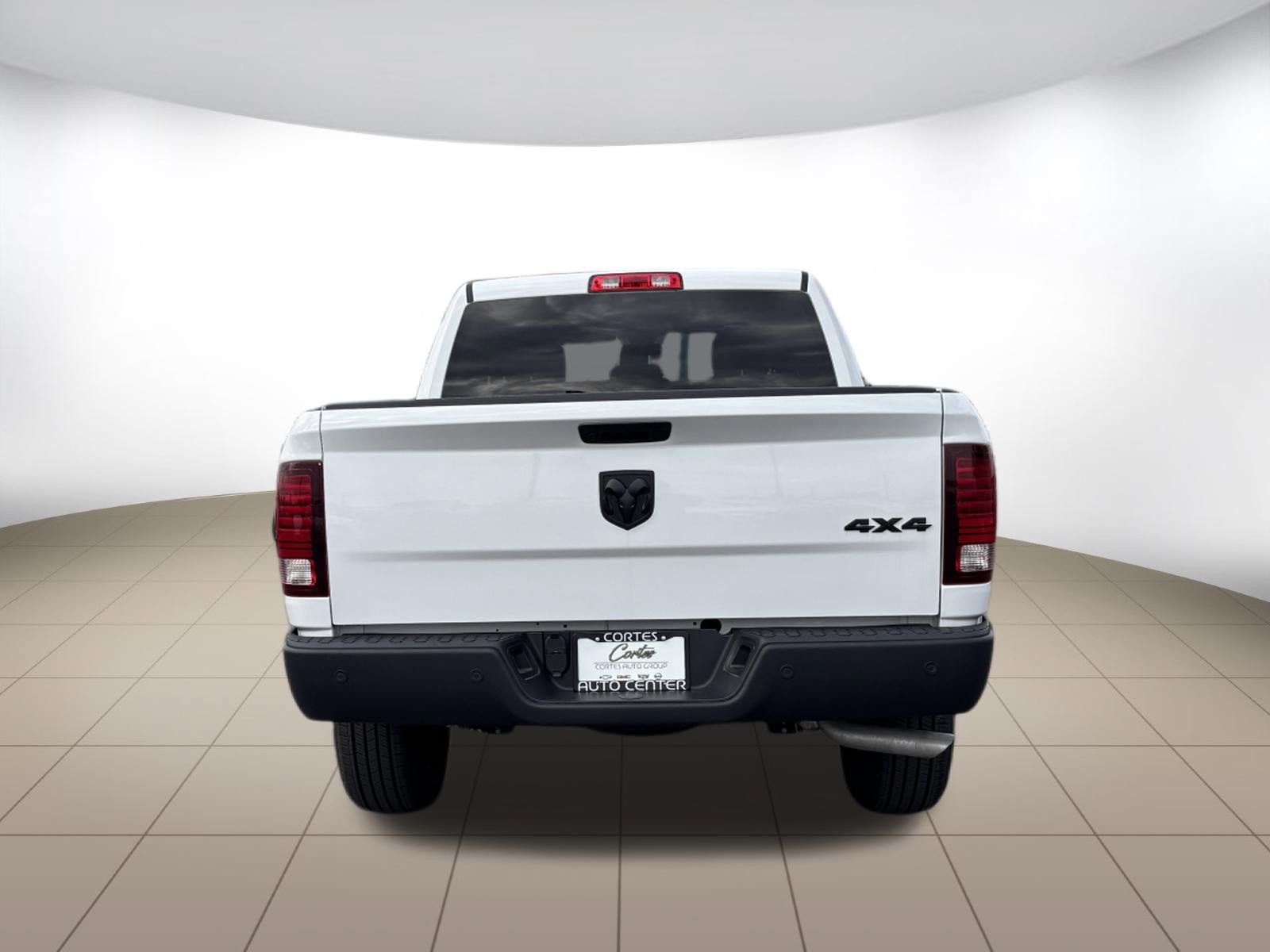 Used 2024 RAM 1500 Warlock AWD/4WD image 6