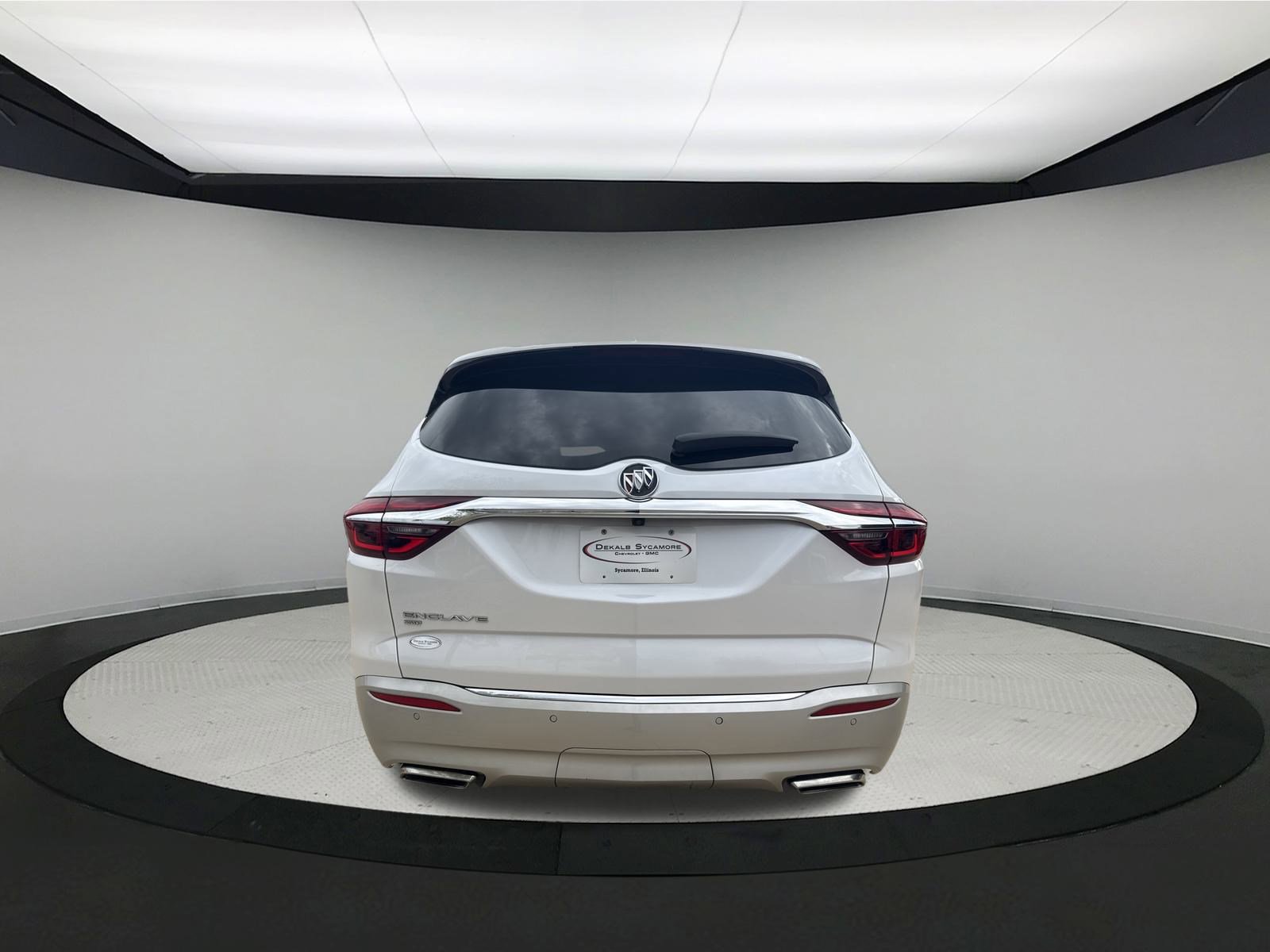 Used 2020 Buick Enclave Essence w/ Sound and Sites Package image 5