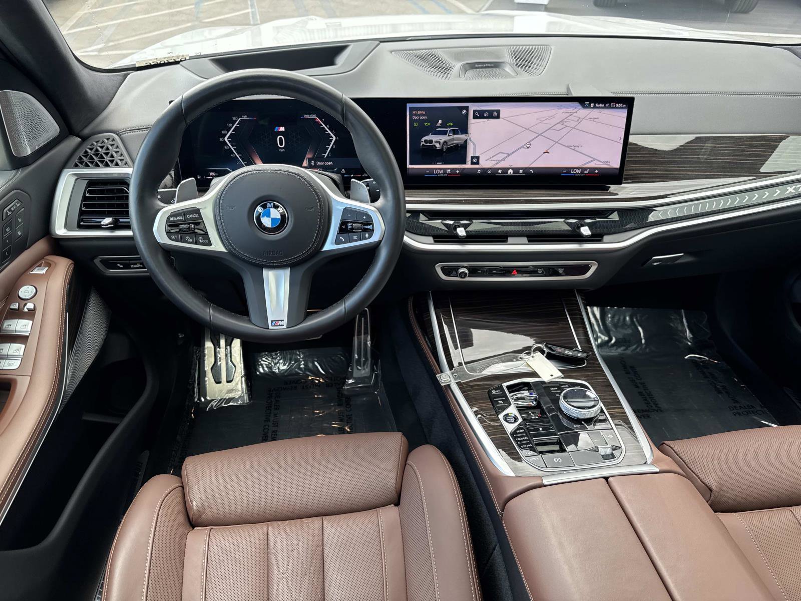 Used 2024 BMW X7 xDrive40i AWD/4WD image 7