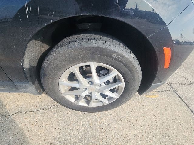 Used 2023 Chevrolet Equinox LS w/ LS Convenience Package image 20