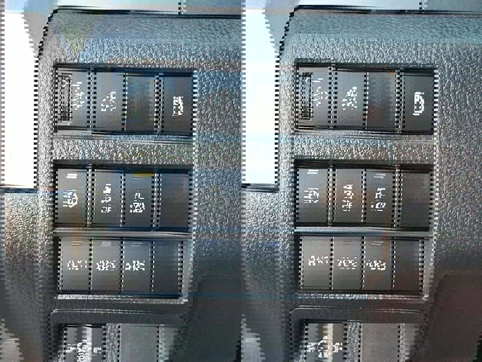 Used 2025 Toyota Tacoma TRD Off-Road image 27